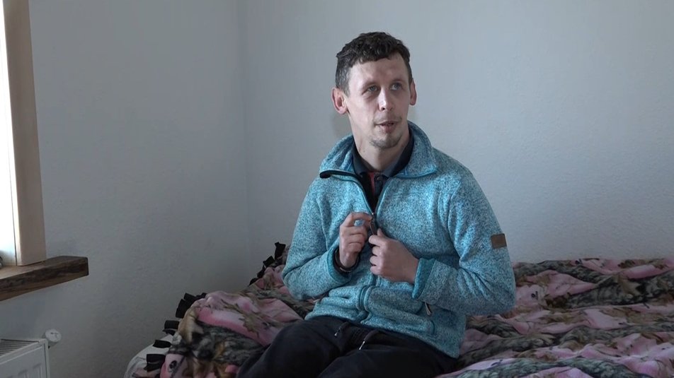 Американец взял под опеку шестерых украинцев с инвалидностью: трогательная история в фото