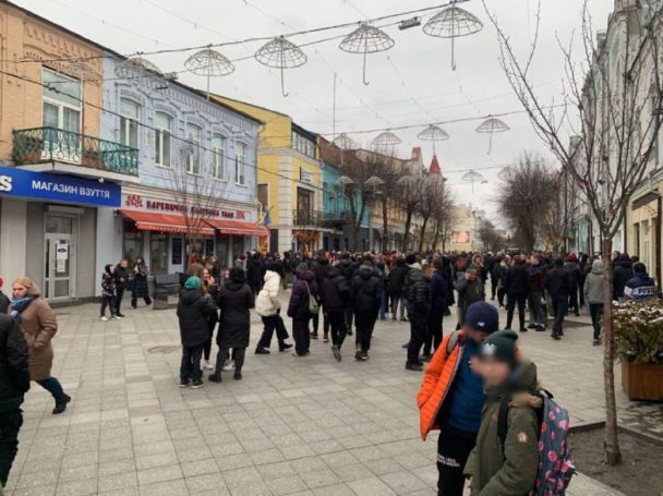 Українські підлітки "підсіли" на російську субкультуру "Редан": як це допомагає ворогу