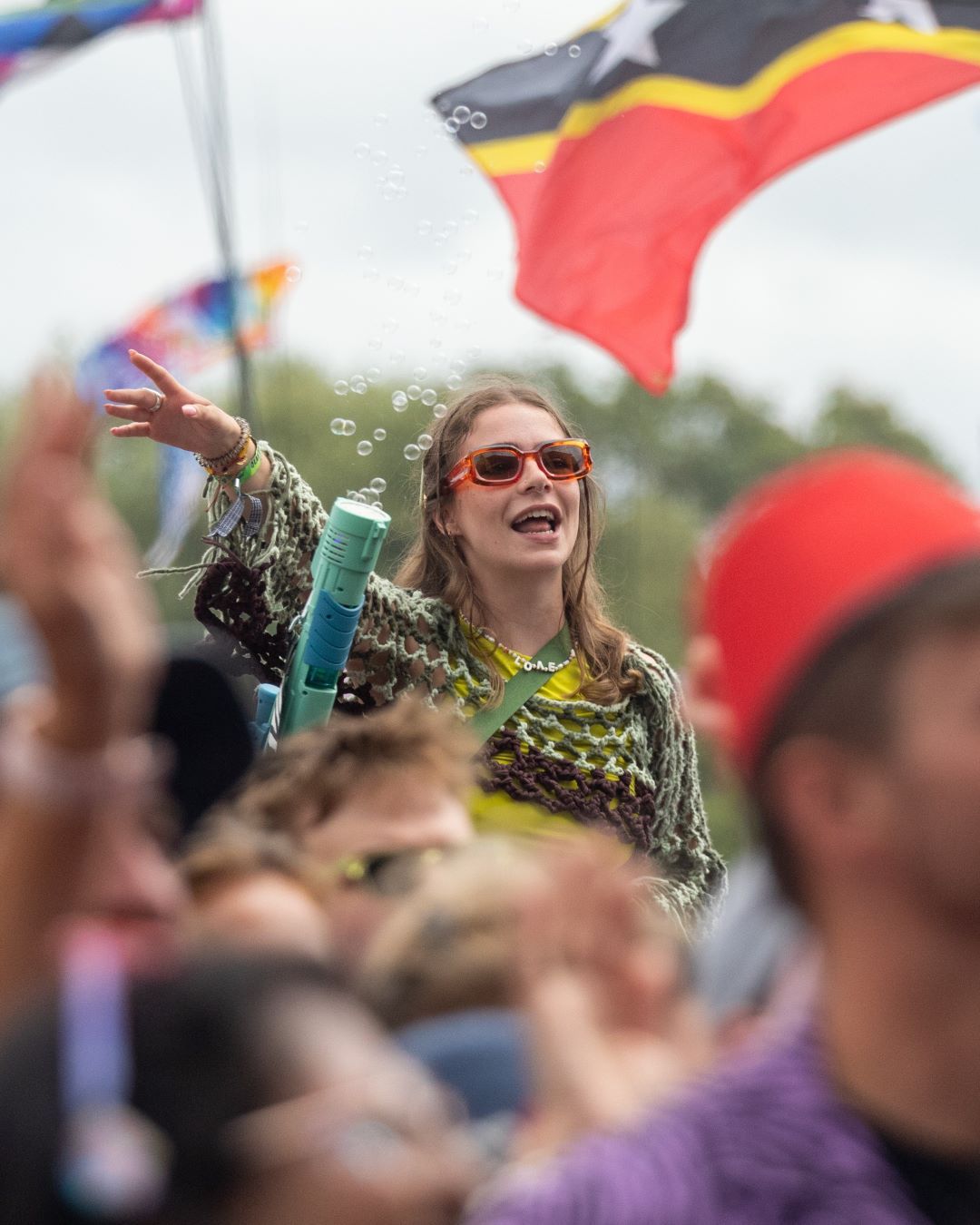 Glastonbury 2024: самые яркие моменты крутейшего фестиваля Европы (фото и видео)