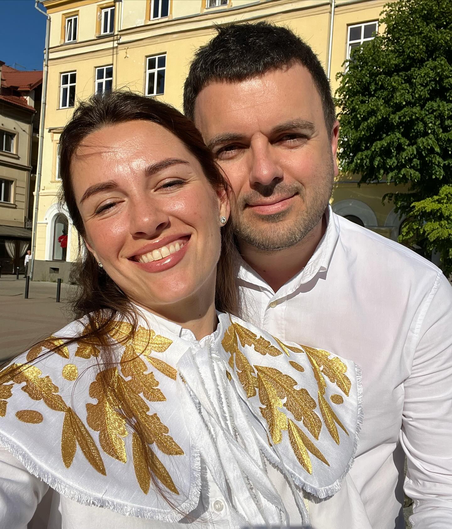 Вышиванки и не только. В каких нарядах украинские знаменитости встречают Пасху (фото)