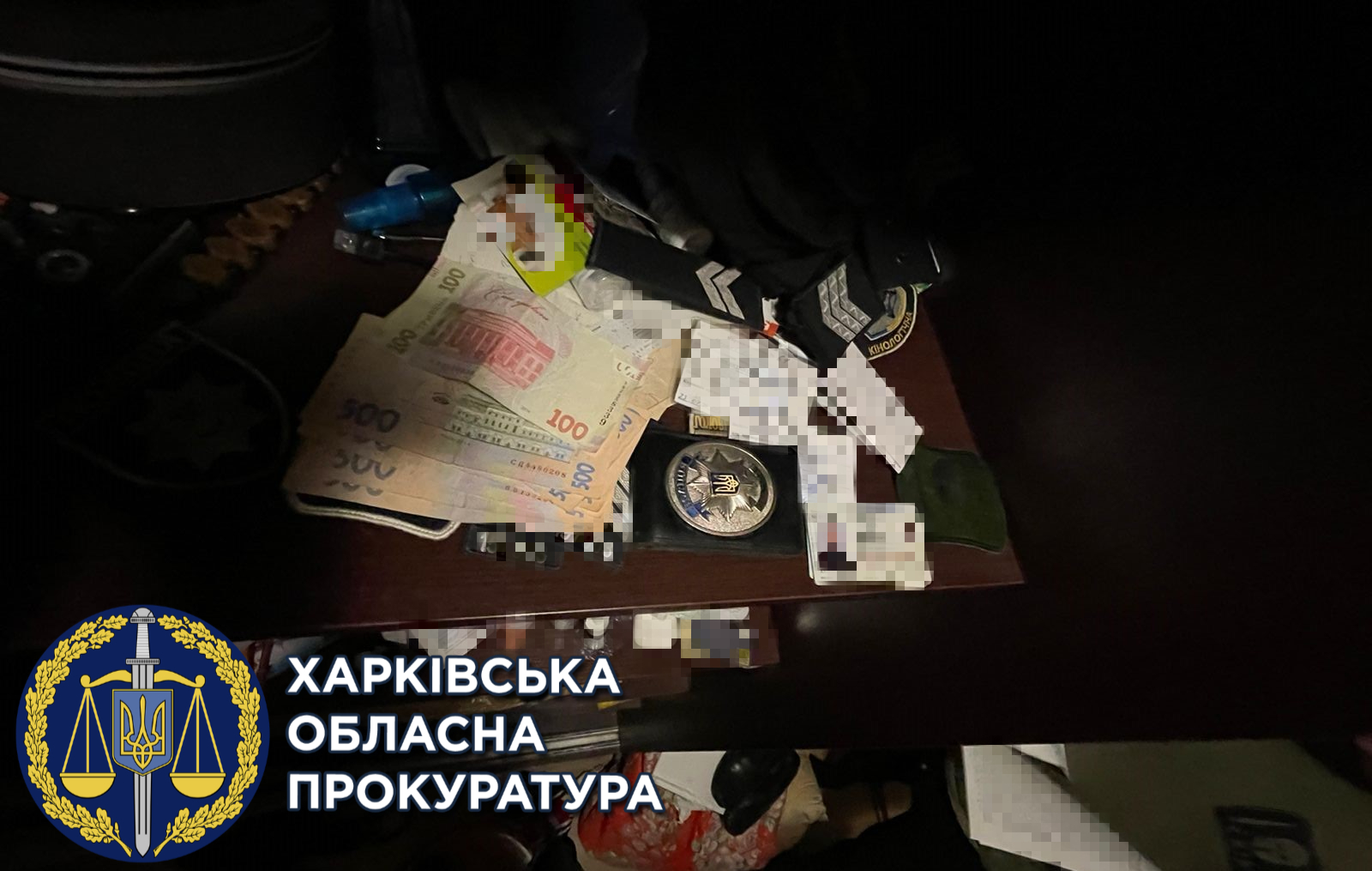 У Харкові поліцейські змусили "гостя з Росії" взяти кредит, щоб заплатити їм хабар (ФОТО)
