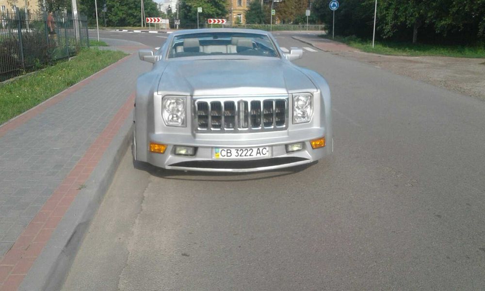 В Украине мастер превратил Jeep в огромный кабриолет: впечатляющие фото