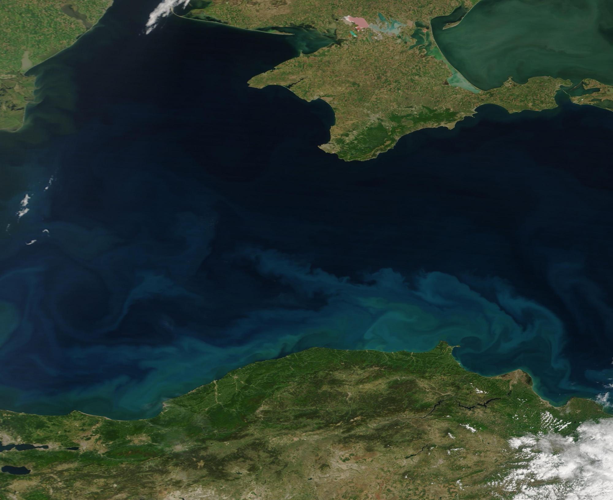 Чорне море різко змінило свій колір: у NASA зробили важливе попередження