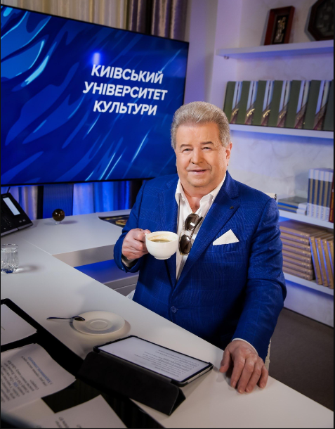 Михайло Поплавський відзначає 75-річчя: цікаві факти про ювіляра