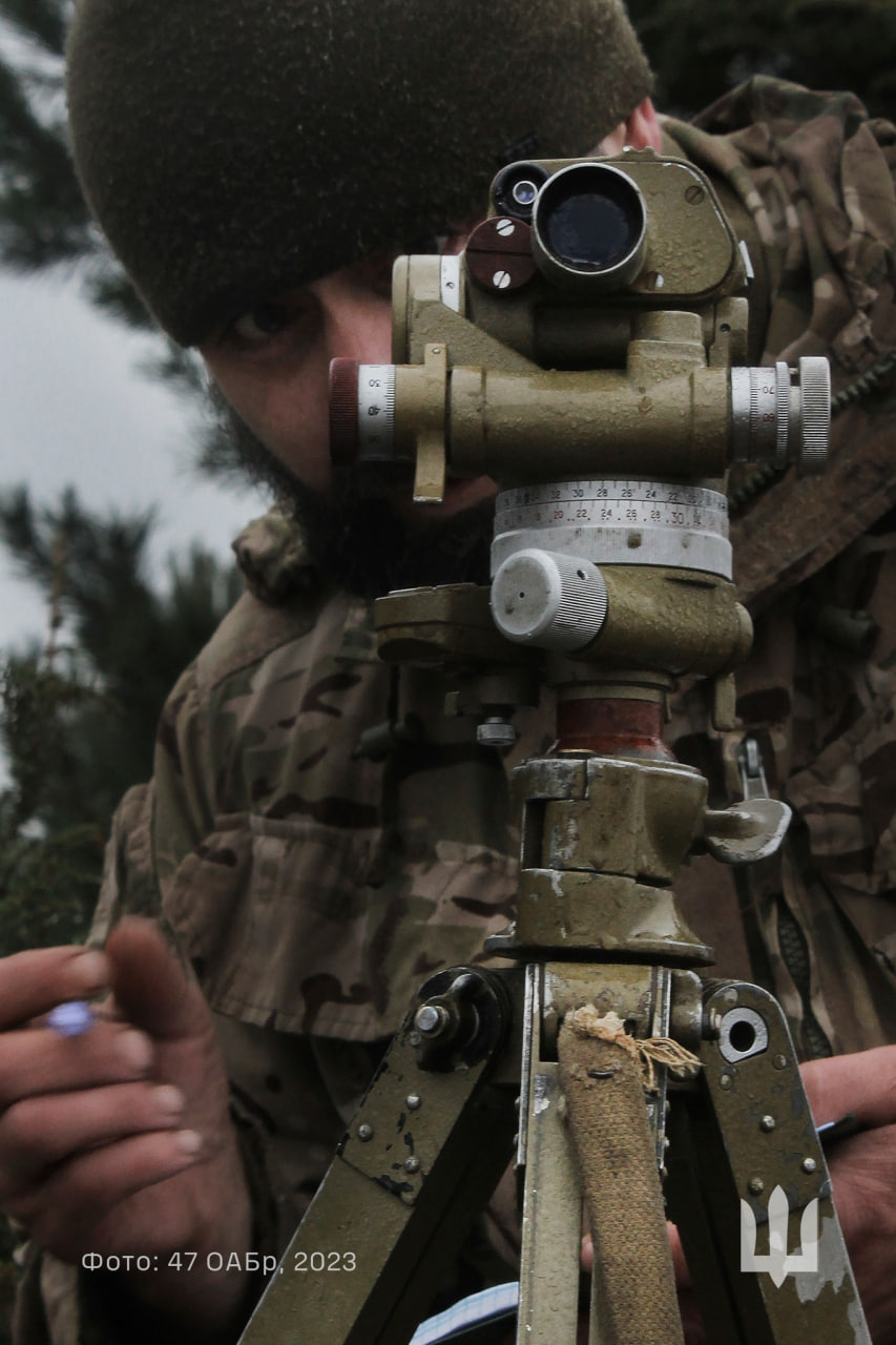Украинские артиллеристы показали, как защищают Украину. Грустные глаза, но добрые улыбки (фото)