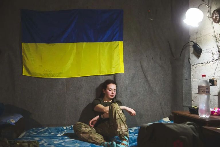 "Ми повернулись, щоб боротись": звільнена з полону "Пташка" опублікувала перший допис