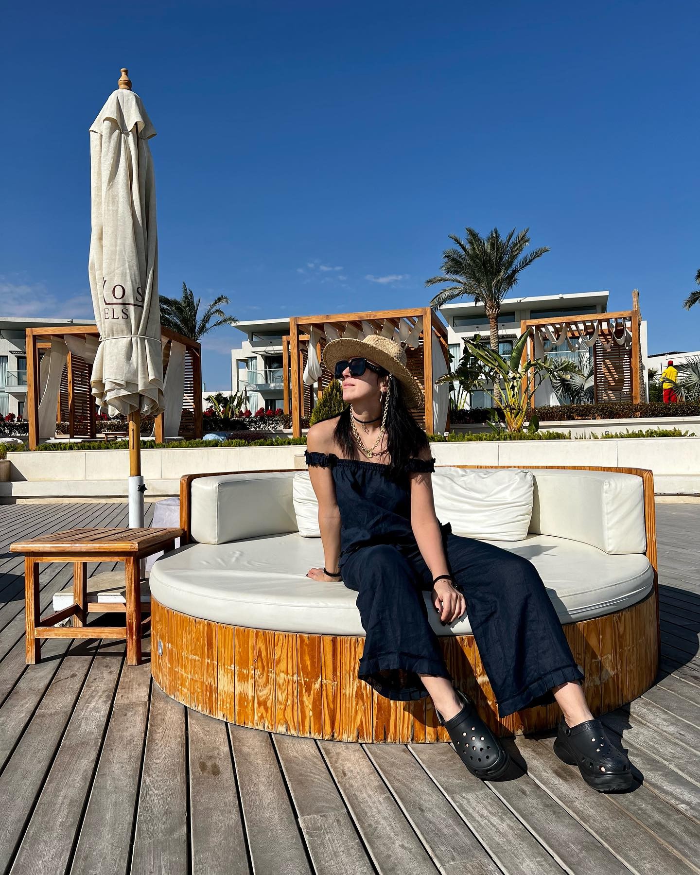 Утром - кофта, в обед купальник: Джамала рассказала о зимнем отдыхе в Египте и умилила семейными фото