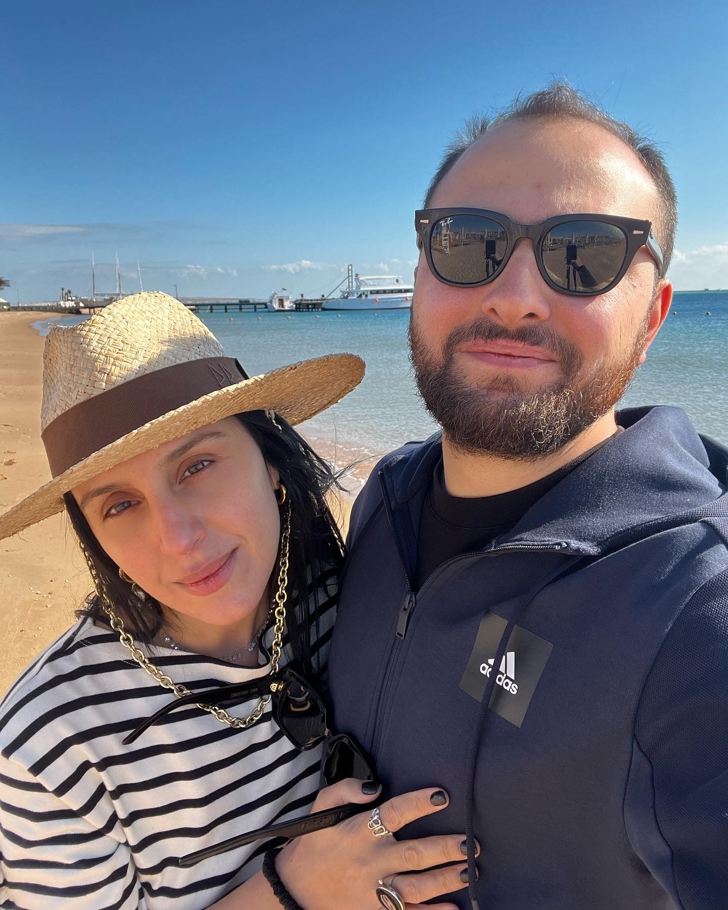 Утром - кофта, в обед купальник: Джамала рассказала о зимнем отдыхе в Египте и умилила семейными фото