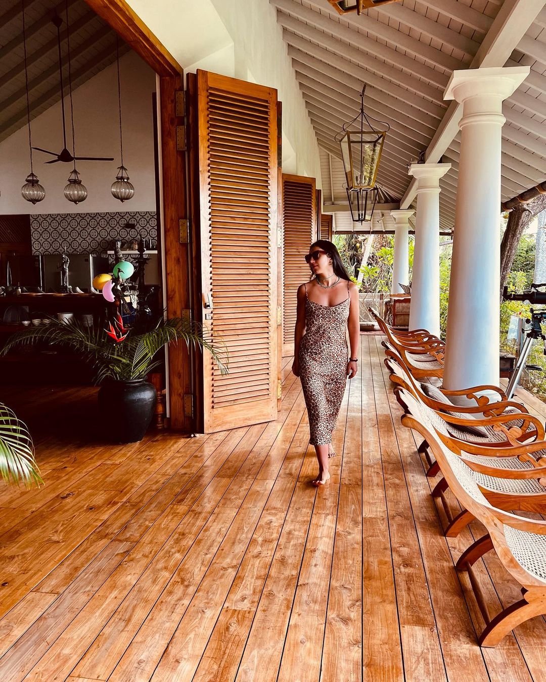 Джамала відпочиває на Шрі-Ланці без чоловіка і дітей: барвисті фото