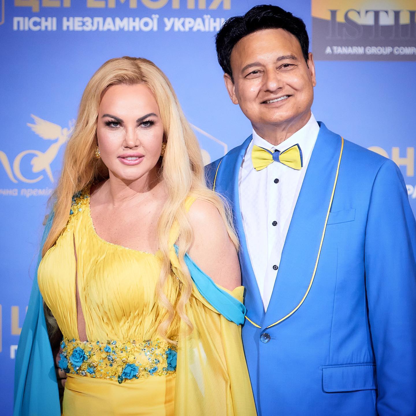 Камалия умилила редким фото с дочерьми, которые живут с ее экс-мужем в Лондоне (фото)