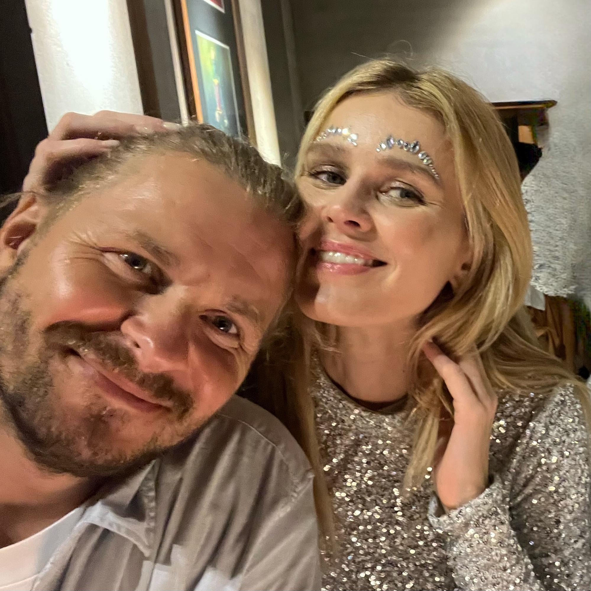 "Серцем він завжди з Україною". Зірка серіалу "Кухня" розповіла про шлюб з росіянином