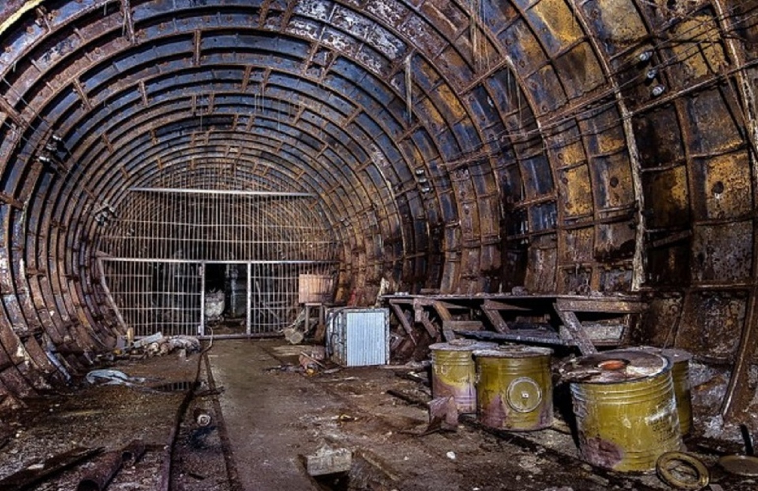 Паралельна реальність київського метро. 4 таємниці, які приховує підземка