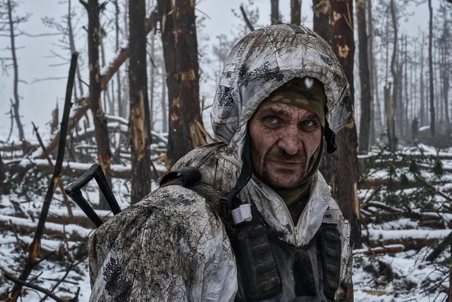"Тридцять годин на нулі з піхотою": український фотограф показав реальні будні військових (фото)