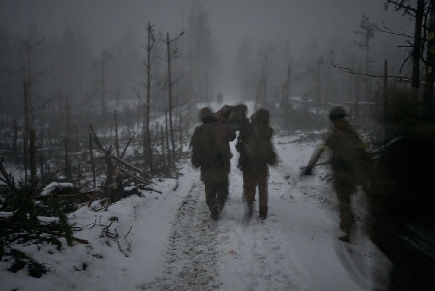 "Тридцять годин на нулі з піхотою": український фотограф показав реальні будні військових (фото)