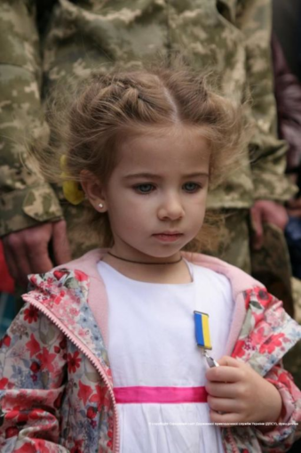 10-річна українка написала листа Єлизаветі II: "скажіть Путіну, щоб забрав свої танки"