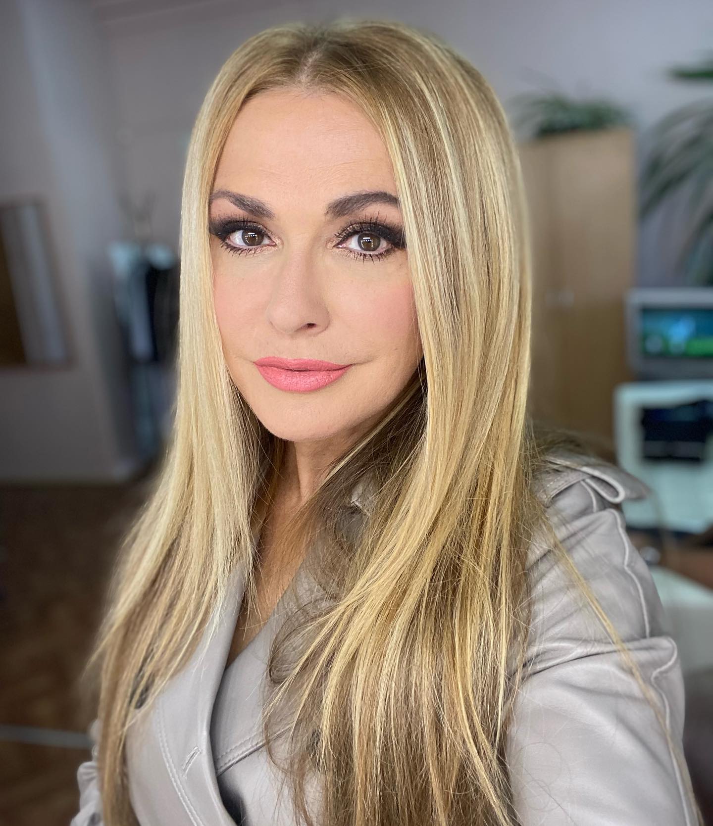 Ольга Сумська вчитиме українок бути такими ж красивими, як і вона