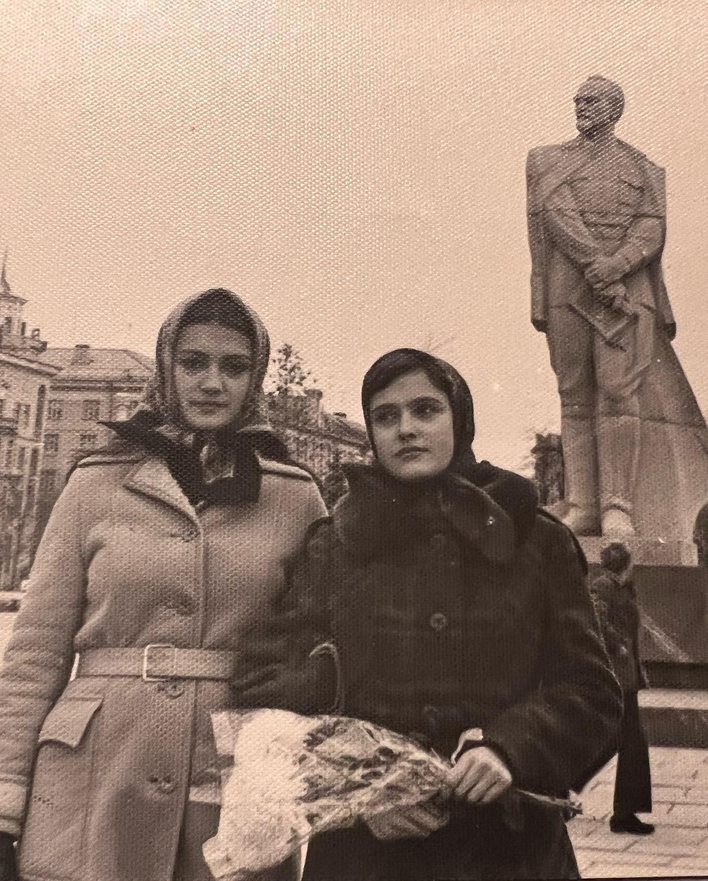 Юна фігуристка: Ольга Сумська вразила архівними фото себе 14-річної