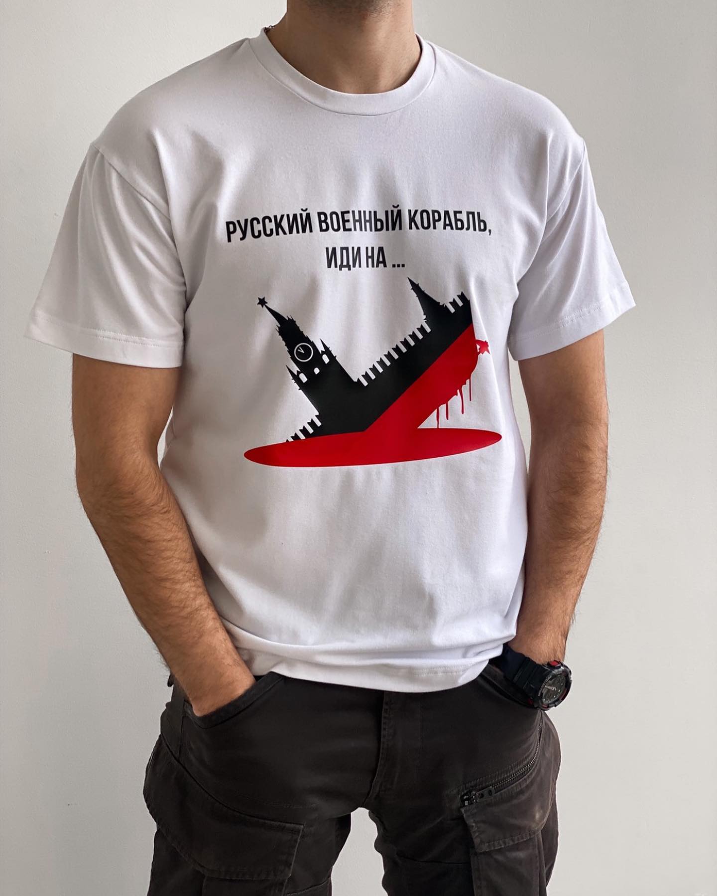 Футболка "как у Зеленского": как в мире распространяется тренд на все украинское (фото)
