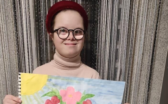 Маленькая украинка из Луцка получила диплом от Папы Римского (фото)
