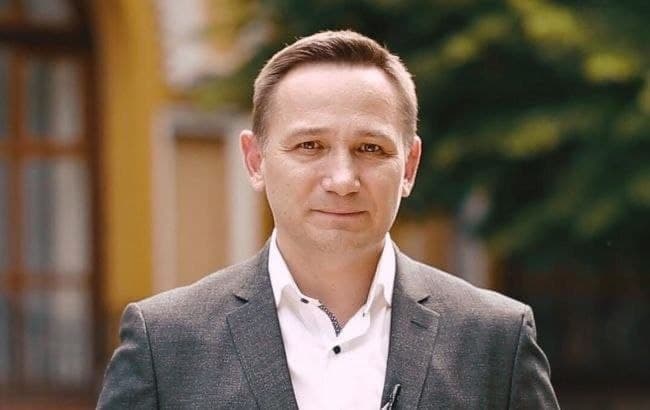 В Кропивницком мужчина героически бросился на помощь девушке, которая тонула в ледяной воде (фото)