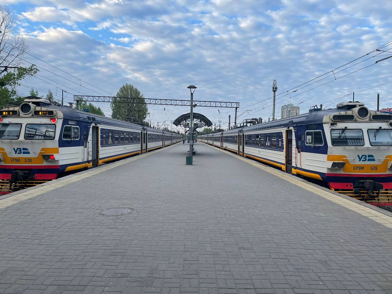 У Києві запустили новий модернізований електропоїзд: як він виглядає і в чому особливість