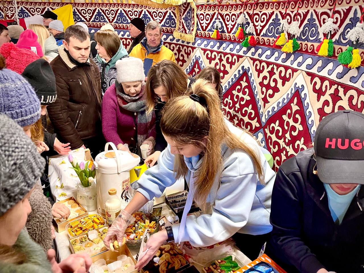 В Одесі відкрили Юрту незламності. Волонтер із Казахстану розповів про проект (фото)
