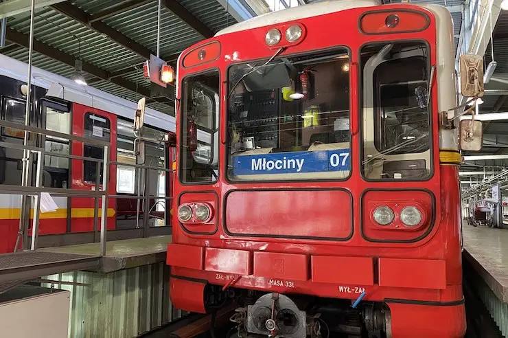 В метро Киева уже ездят польские вагоны: как они выглядят