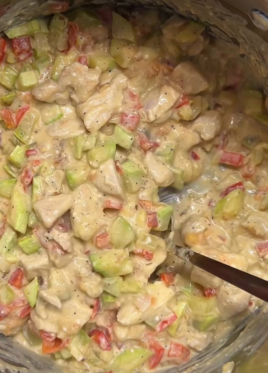 Ароматное рагу с "изюминкой", которое удивит вкусом: попробуйте приготовить!
