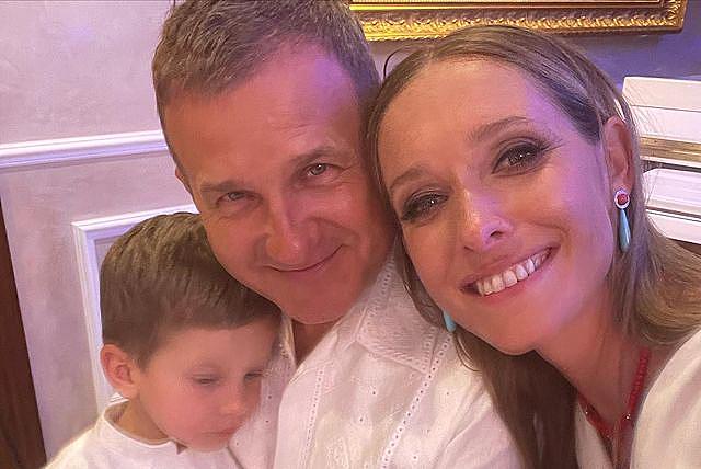 Горбунов растрогал милыми фото з 5-летним сыночком: "ты сделал нас з мамою самыми счастливыми людьми на свете!"