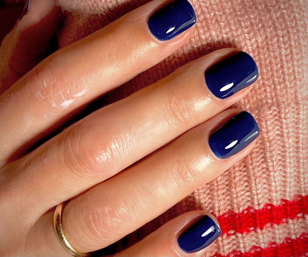 Украсьте свои ноготки: эти оттенки маникюра будут очень популярными в 2022-м