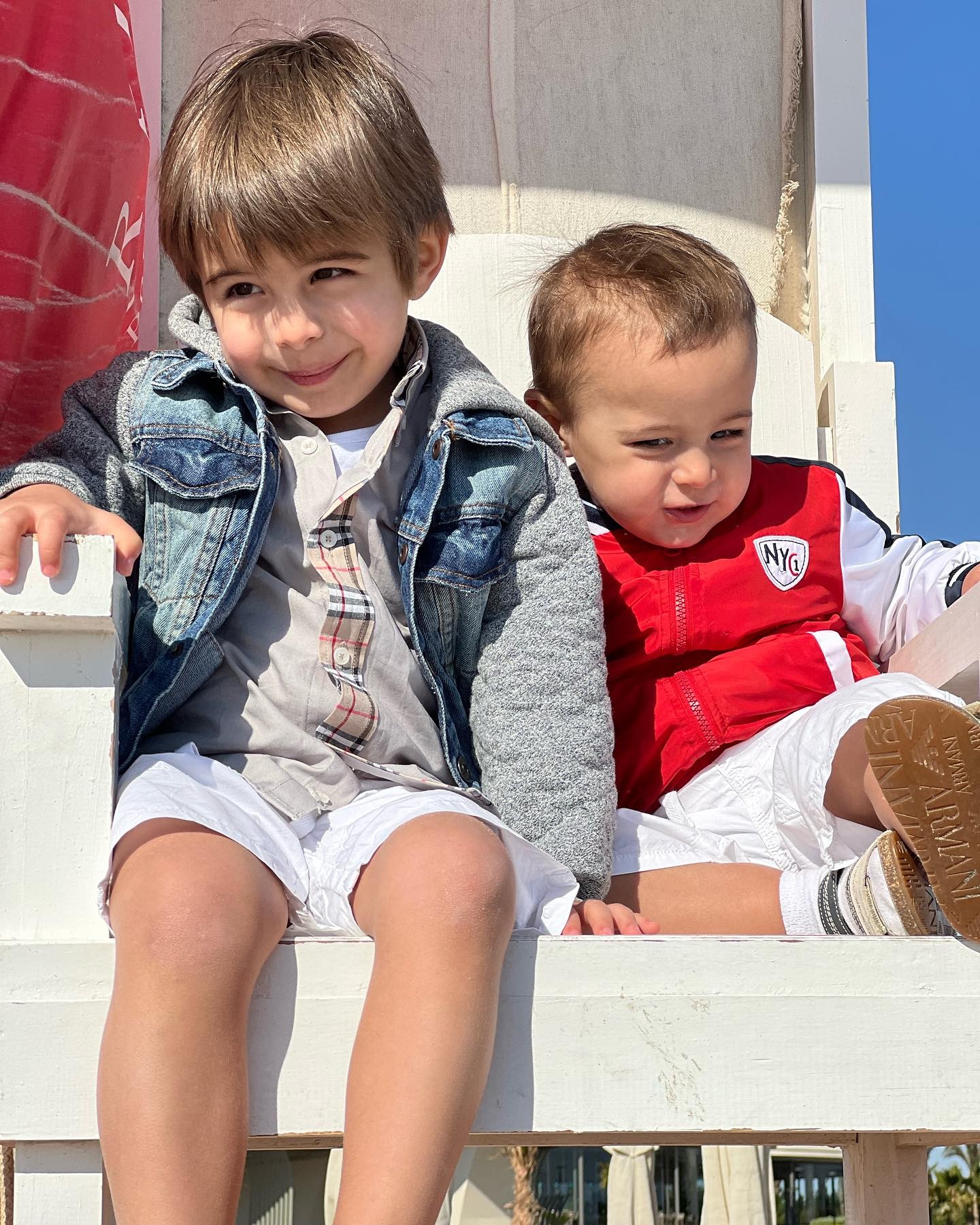 Утром - кофта, в обед купальник: Джамала рассказала о зимнем отдыхе в Египте и умилила семейными фото