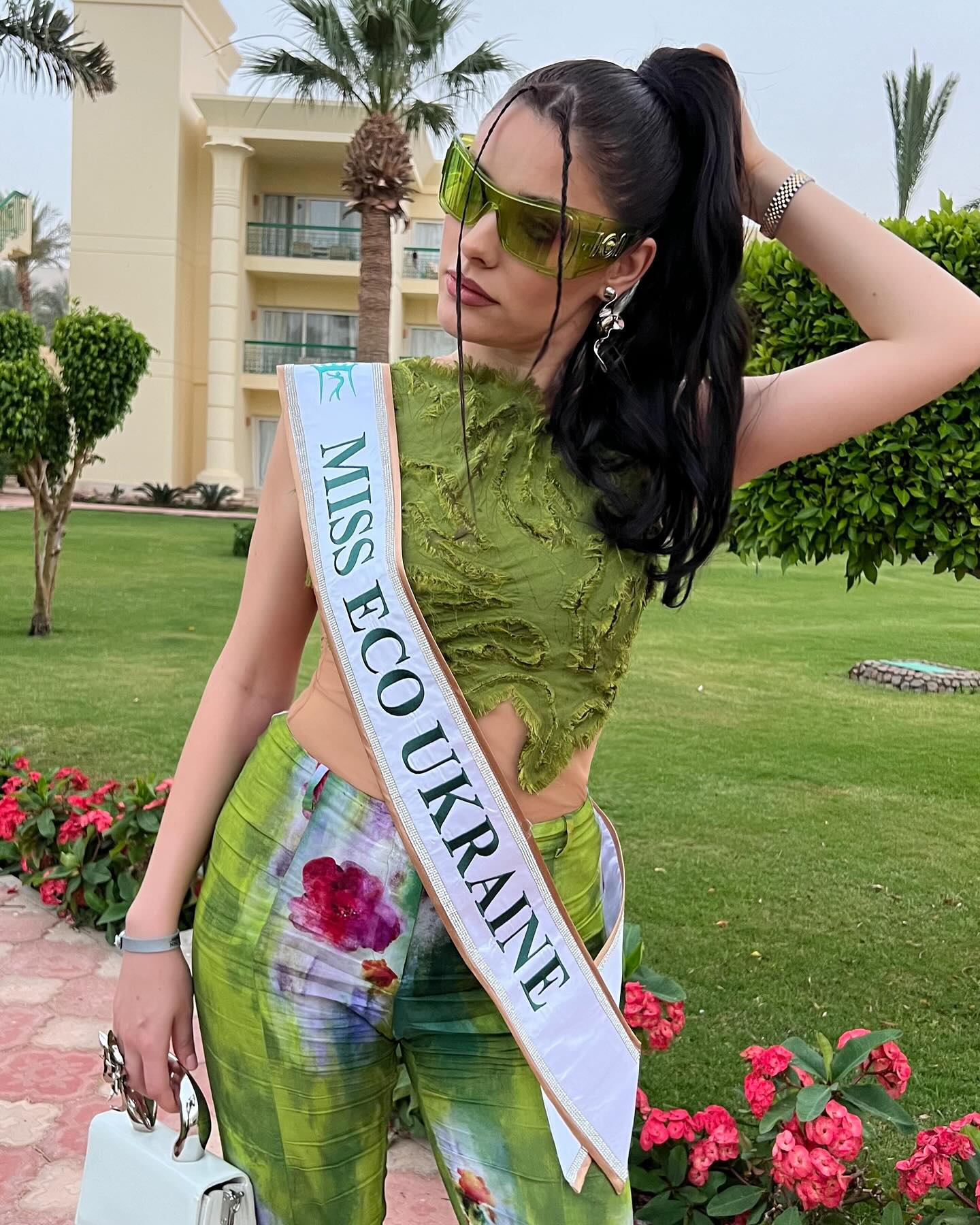 В каком наряде Ангелина Усанова прибыла в Египет на Miss Eco International 2024