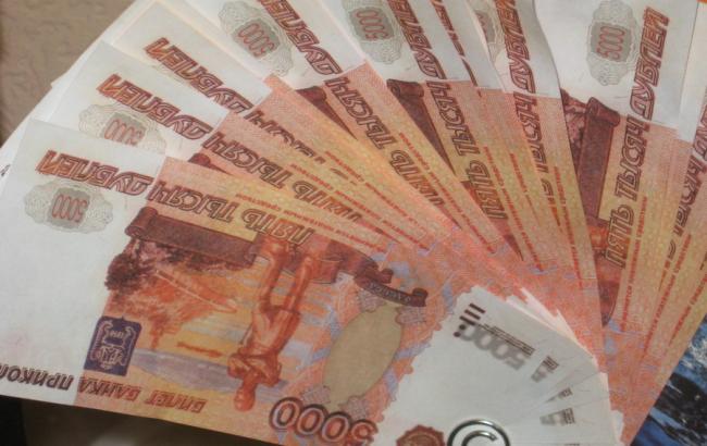 В России 14 миллионов рублей подменили купюрами \"Банка приколов\"